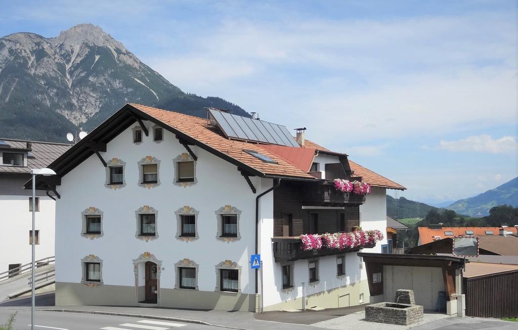 Pension Schoepf Arzl im Pitztal Eksteriør bilde